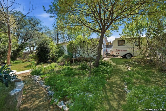 Image 22 of 25 For 702 Sumner Dr