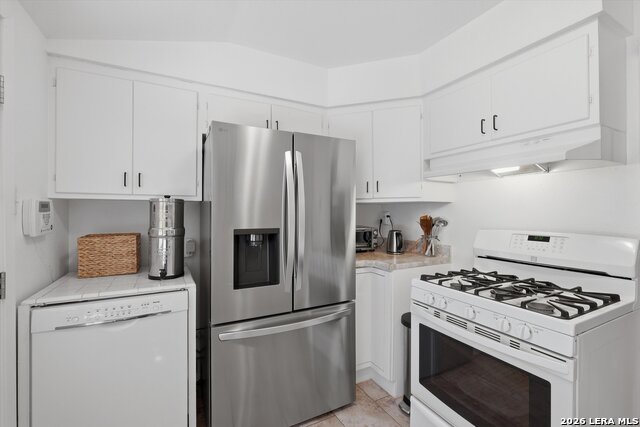 Image 9 of 25 For 702 Sumner Dr