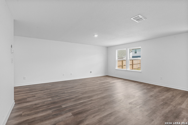 Image 14 of 31 For 4065 Bermuda Ln