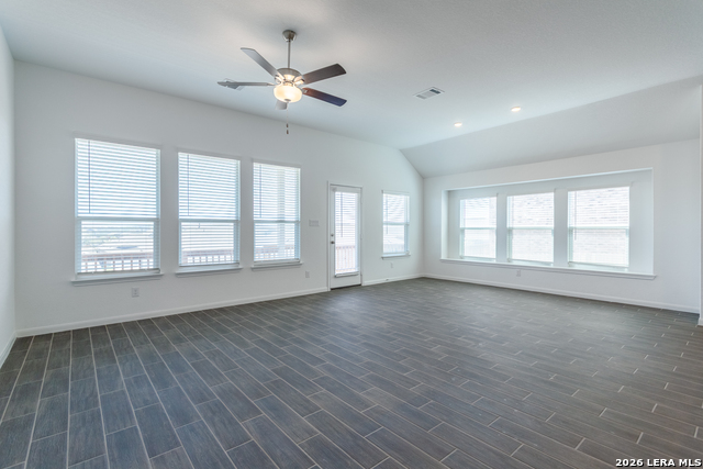 Image 7 of 32 For 6014 Cerulean Ln