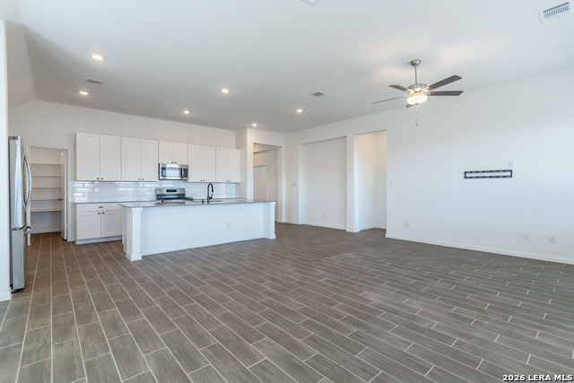 Image 9 of 32 For 6014 Cerulean Ln