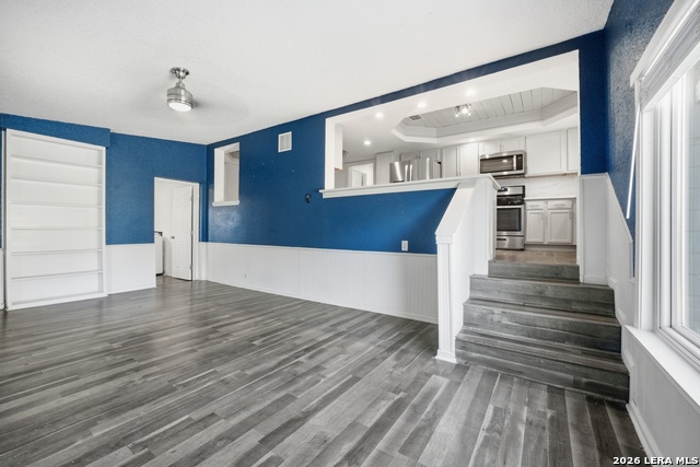 Image 4 of 31 For 126 Zachry  