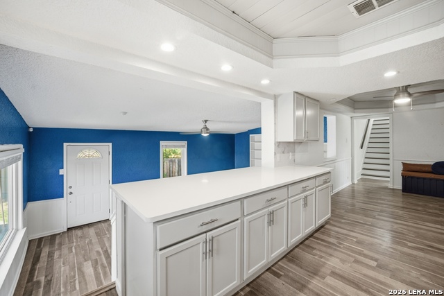 Image 7 of 31 For 126 Zachry  