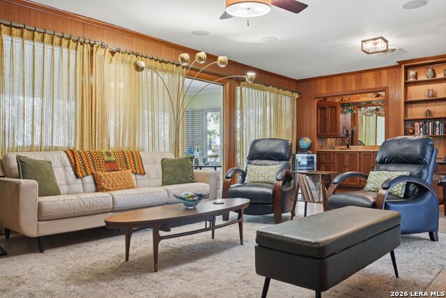 Image 22 of 38 For 103 Roleto Drive