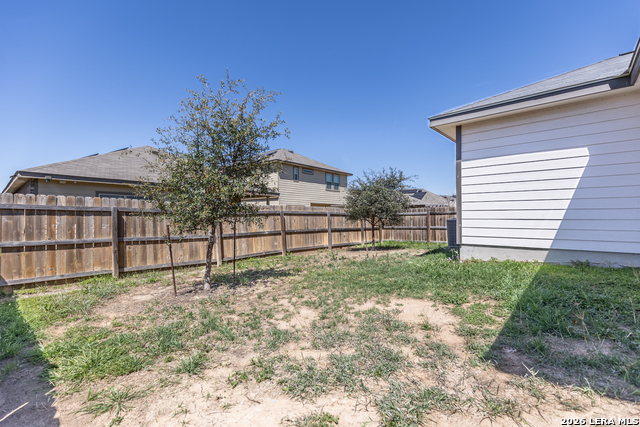 Image 34 of 36 For 115 Katy Post