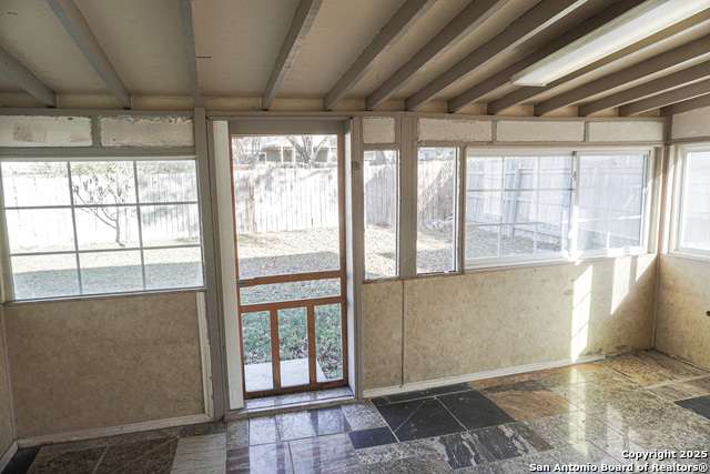 Image 12 of 13 For 189 Meadowland