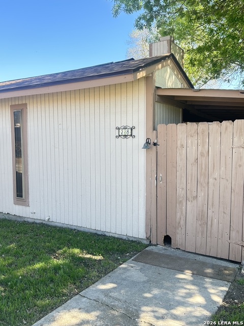 Image 18 of 20 For 1051 Country Club G-28  28