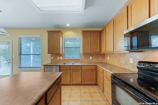 Image 10 of 39 For 3338 Bending Creek