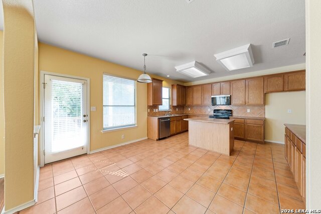 Image 7 of 39 For 3338 Bending Creek