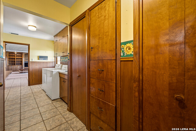 Image 21 of 42 For 25 Labus Ln  