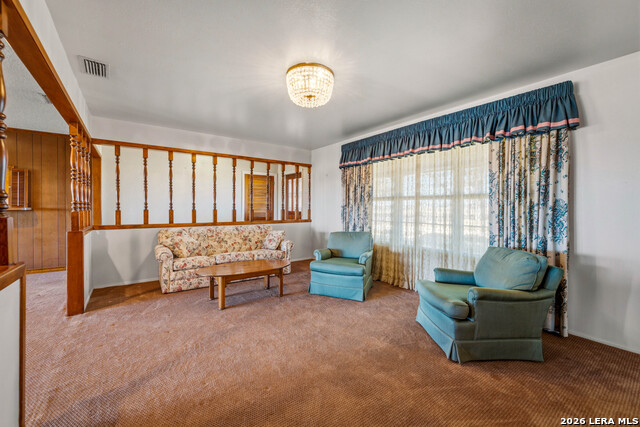 Image 4 of 42 For 25 Labus Ln  