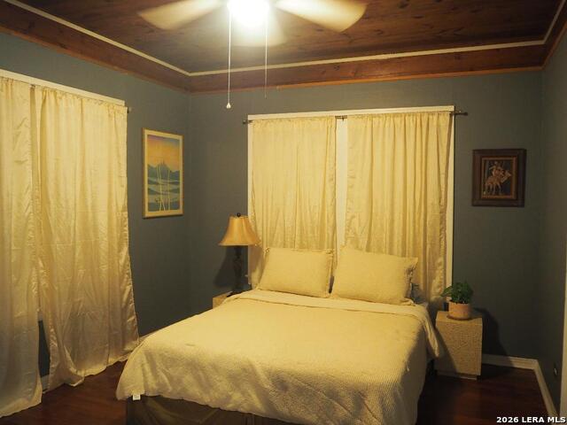 Listing photo id 8 for 1331 Wildwood