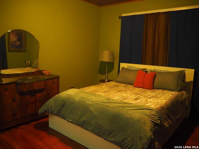 Listing photo id 10 for 1331 Wildwood