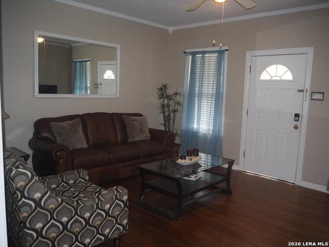 Listing photo id 0 for 1331 Wildwood