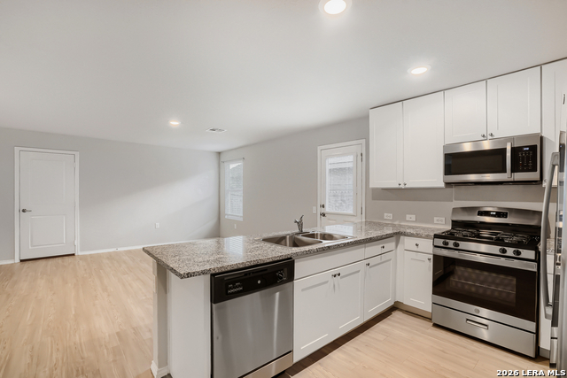 Image 10 of 28 For 7231 Lavaca Bluff