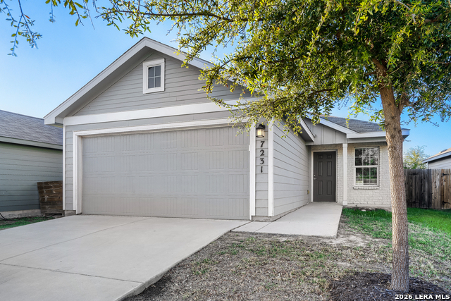 Image 2 of 28 For 7231 Lavaca Bluff