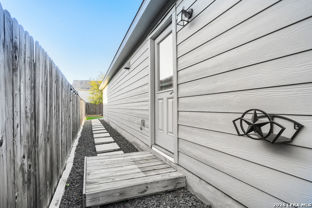 Image 25 of 28 For 7231 Lavaca Bluff