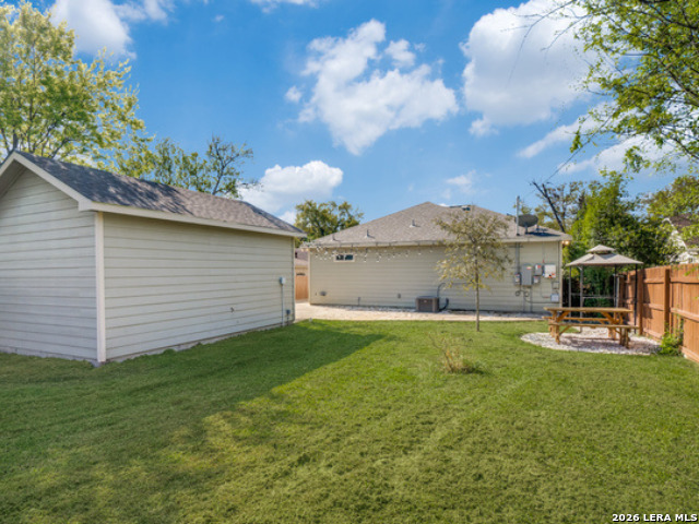 Image 11 of 11 For 1019 Rosewood W