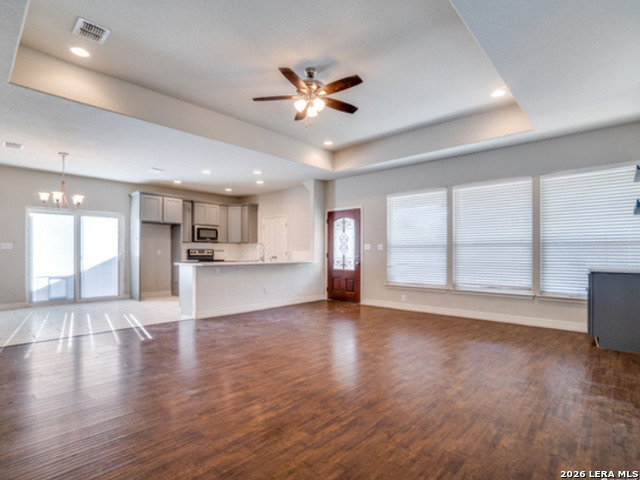 Image 2 of 11 For 1019 Rosewood W