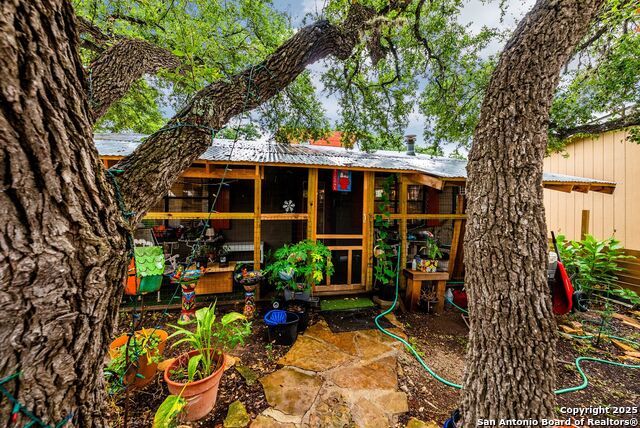 Details for 335 Flatrock, Canyon Lake, TX 78133