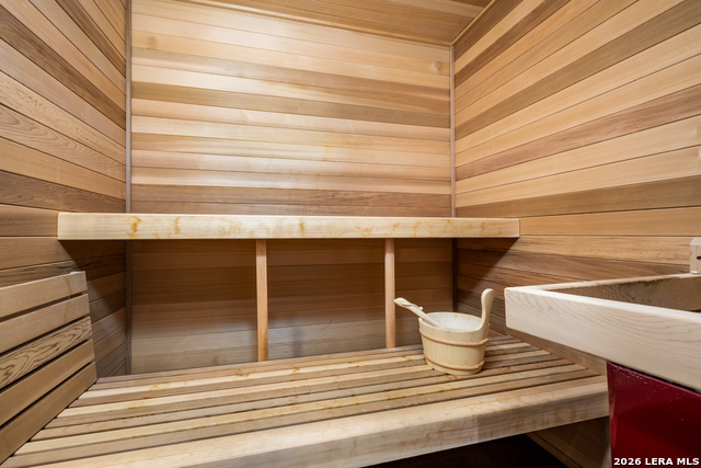 Image 17 of 32 For 31952 Smithson Valley Rd