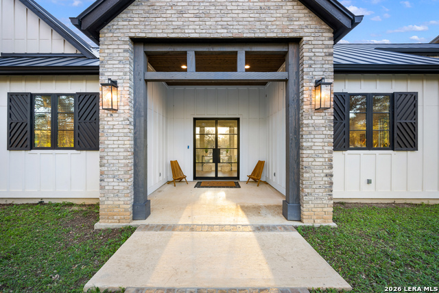 Image 4 of 32 For 31952 Smithson Valley Rd