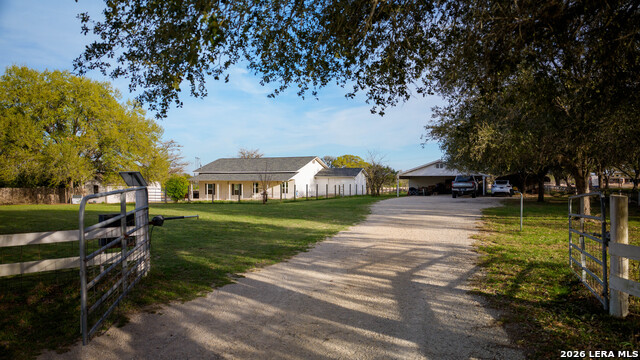 Image 29 of 38 For 2212 Fm 466  