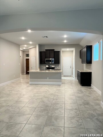 Image 2 of 13 For 1315 Spring Row St