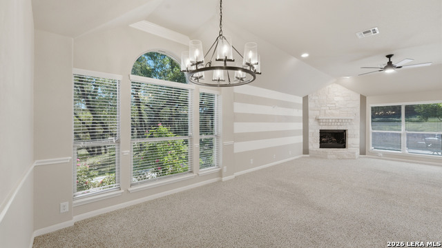 Listing photo id 16 for 842 Santa Cruz