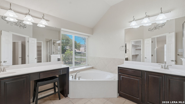 Listing photo id 31 for 842 Santa Cruz