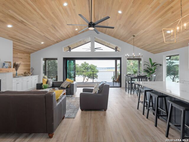 Image 11 of 47 For 874 Lakebreeze Dr