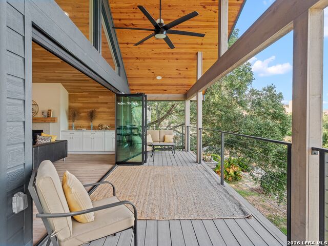 Image 13 of 47 For 874 Lakebreeze Dr