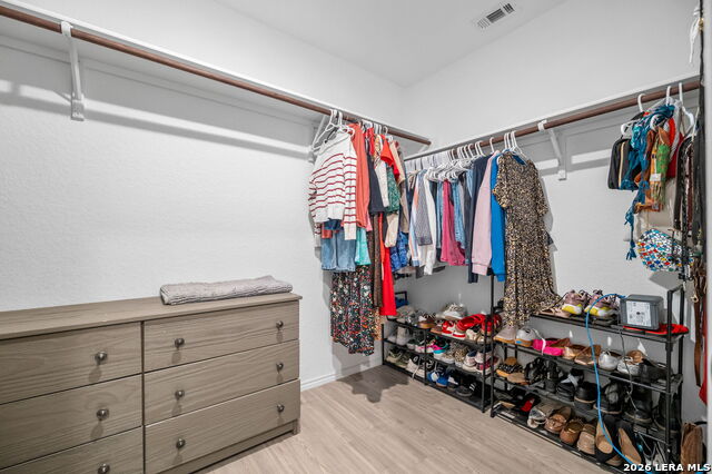 Image 11 of 25 For 4118 Southton Tarn