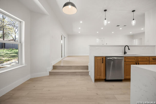 Image 10 of 17 For 423 Fantasia