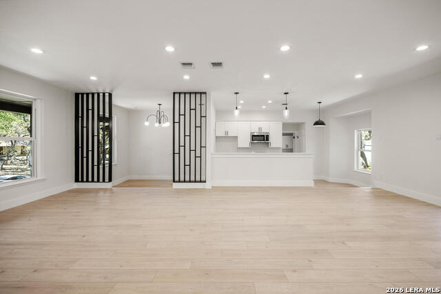 Image 5 of 17 For 423 Fantasia