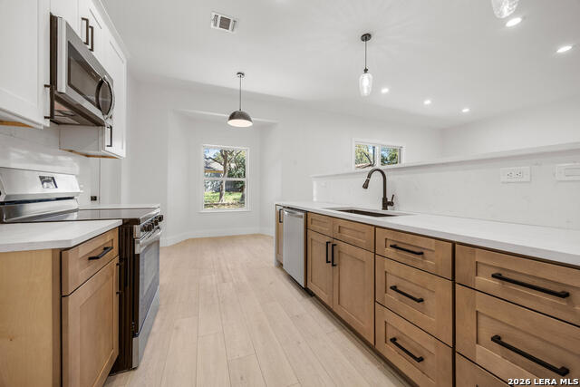 Image 9 of 17 For 423 Fantasia