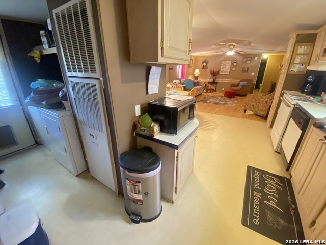 Image 26 of 41 For 269 Y O Coleman