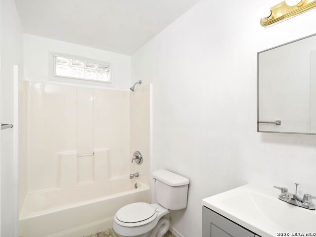 Image 13 of 17 For 508 Randall  