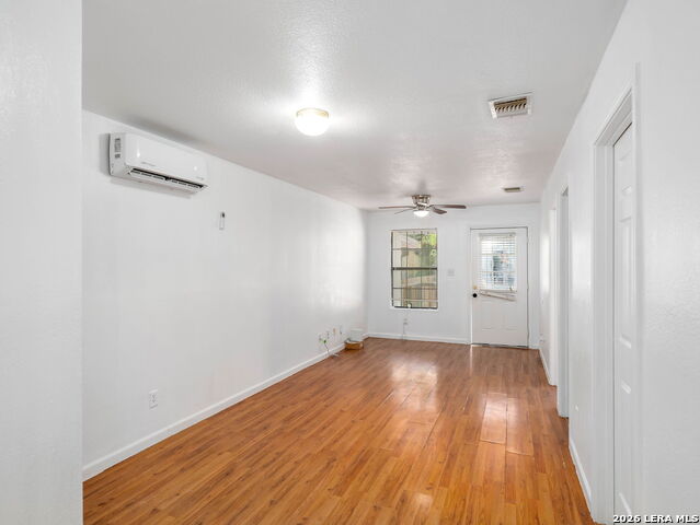 Image 5 of 17 For 508 Randall  