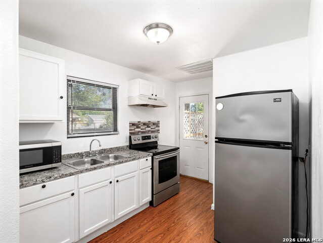 Image 9 of 17 For 508 Randall  