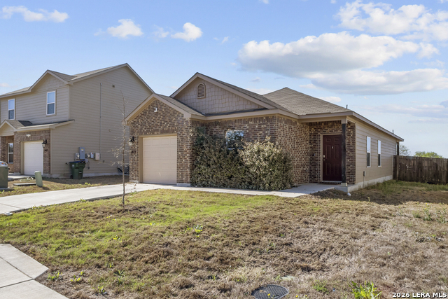 Image 2 of 27 For 7415 Capstone