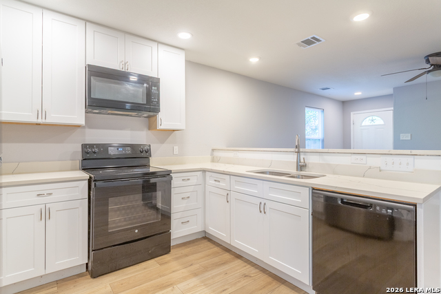 Image 11 of 26 For 315 Bundy St  2