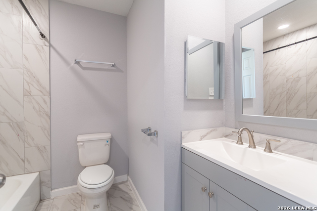 Image 17 of 26 For 315 Bundy St  2