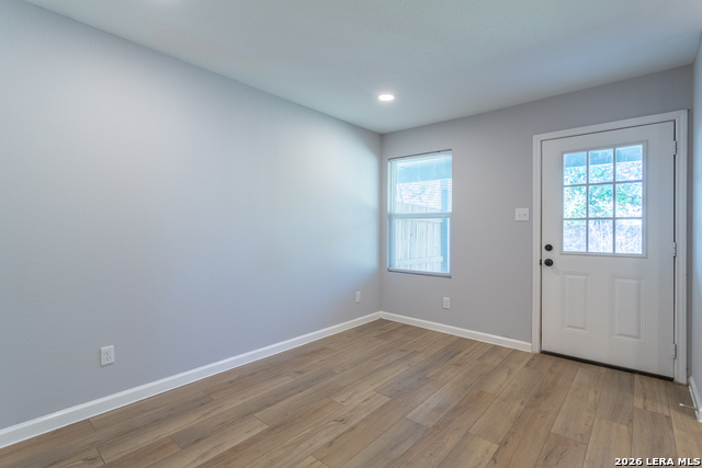 Image 6 of 26 For 315 Bundy St  2