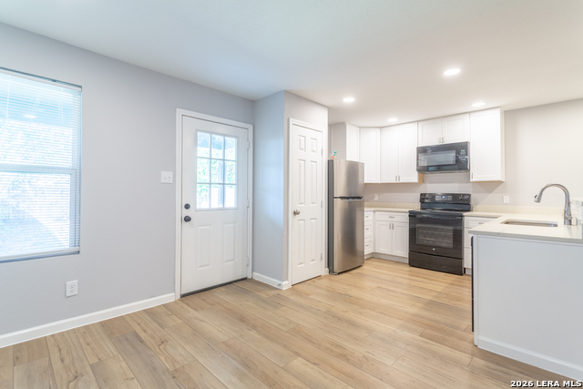 Image 7 of 26 For 315 Bundy St  2