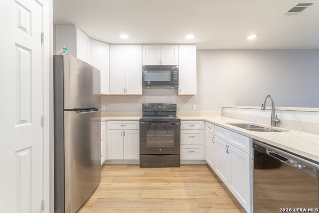 Image 9 of 26 For 315 Bundy St  2