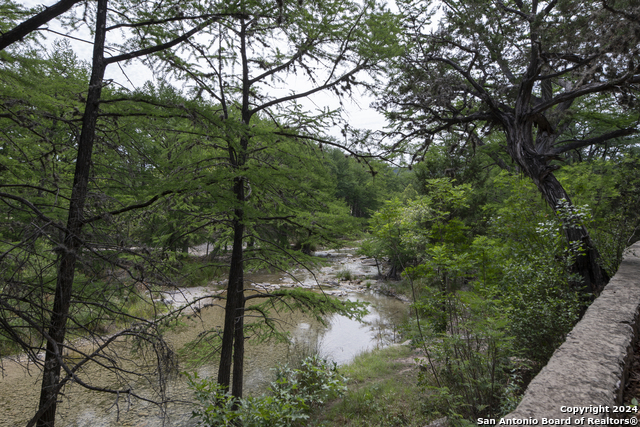 Image 19 of 25 For 34 Cat Claw Mtn Rd