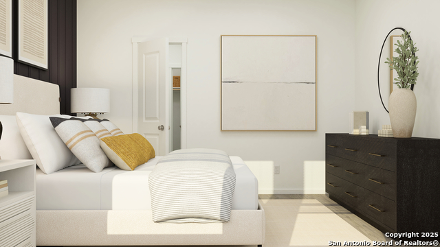 Image 18 of 32 For 6922 Flores Rd