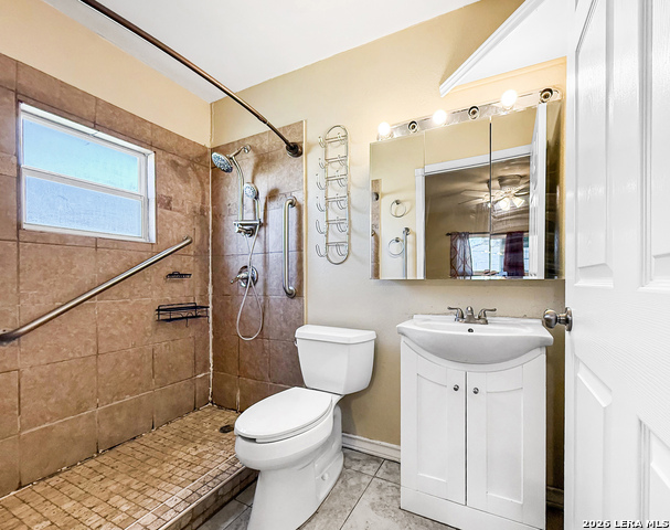 Image 11 of 21 For 7750 Pipers  