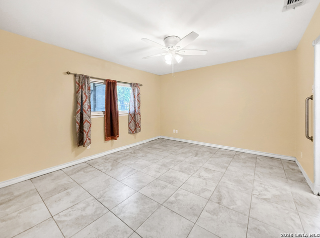 Image 9 of 21 For 7750 Pipers  